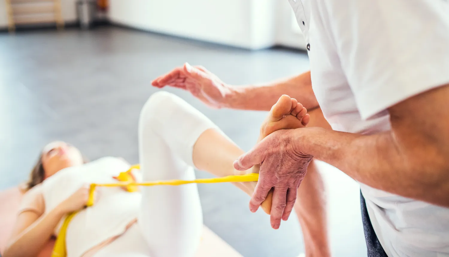 Gabinet rehabilitacyjny - kiedy warto się do niego wybrać?