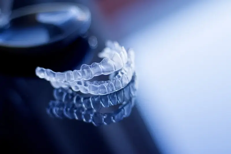 Nakładki Invisalign czy warto?